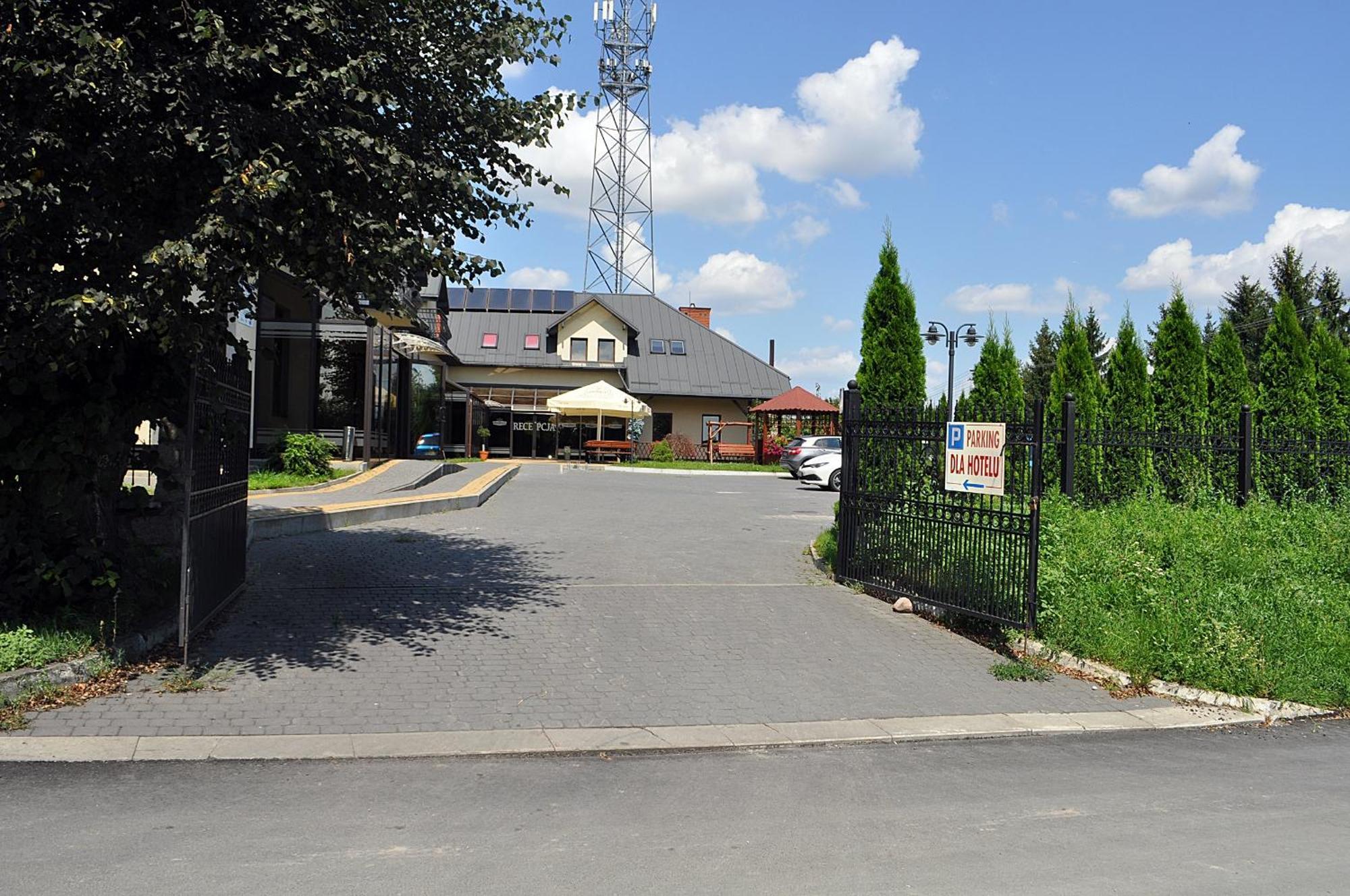 Hotel Platinum フルビエシュフ エクステリア 写真