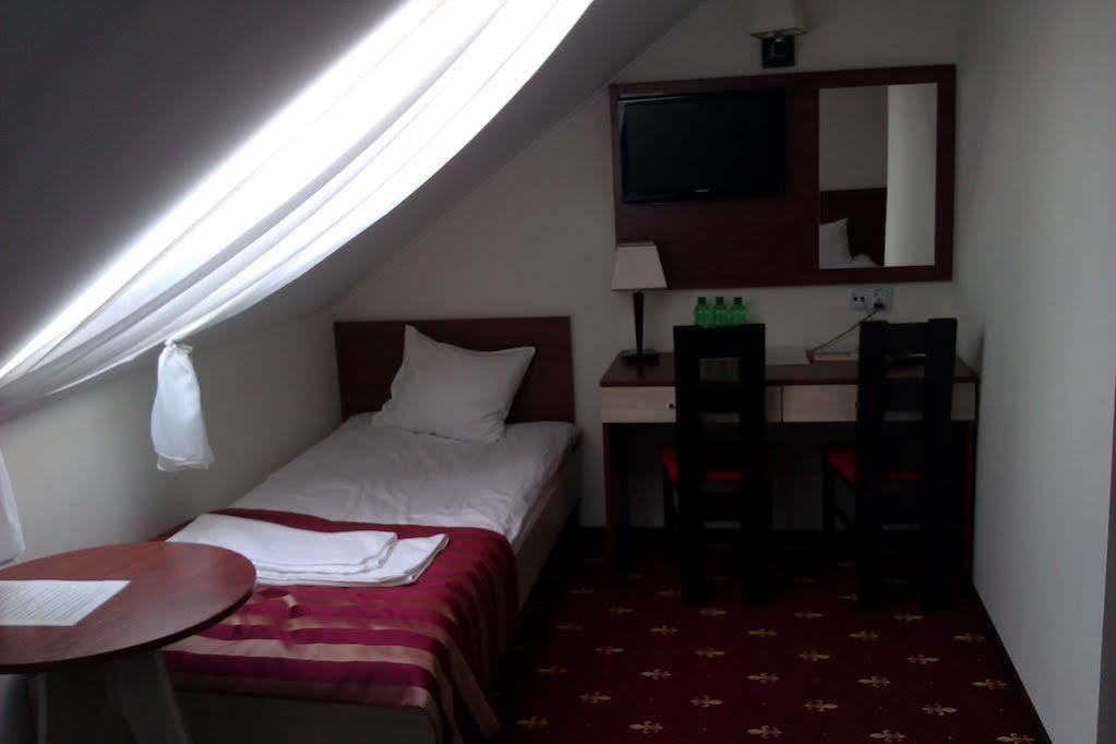 Hotel Platinum フルビエシュフ エクステリア 写真
